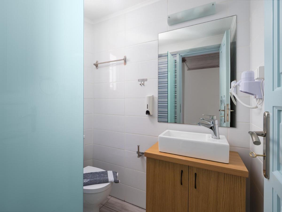 Villa Aura Pine Agia Pelagia Exteriör bild