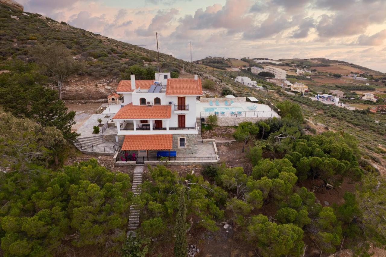 Villa Aura Pine Agia Pelagia Exteriör bild